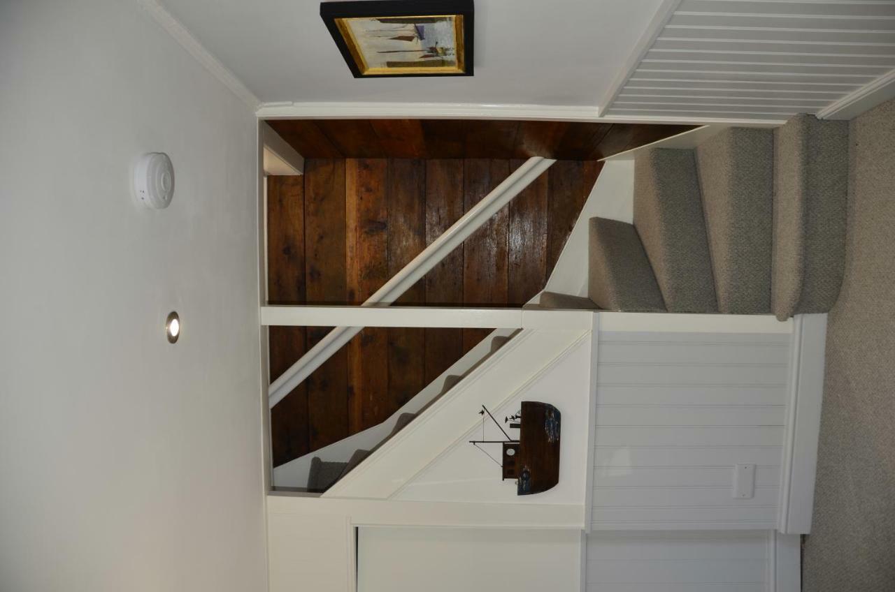 Sunny Corner Apartment Mousehole Exterior foto